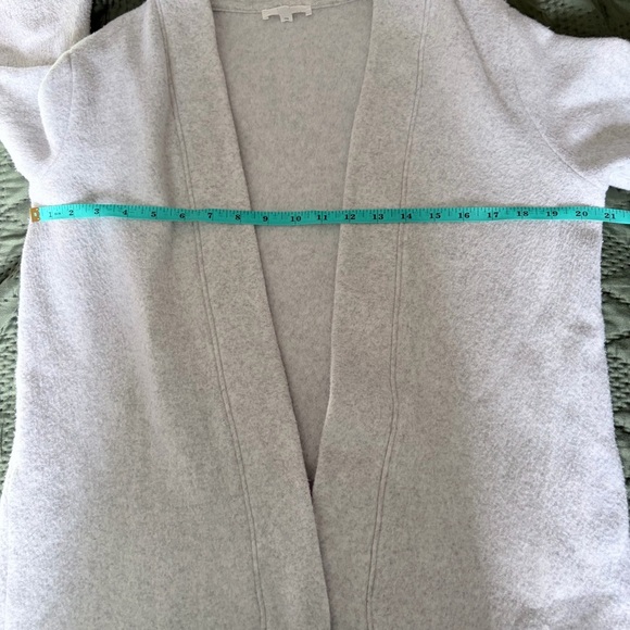 Haven Well Within Women's Gray Cardigan - Picture 4 of 5